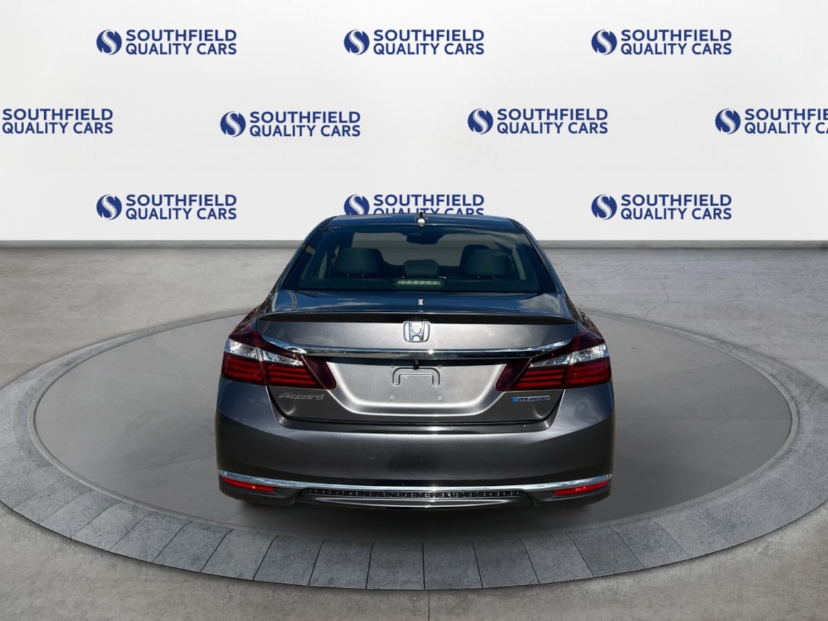 2017 Honda Accord Hybrid EX-L photo 4