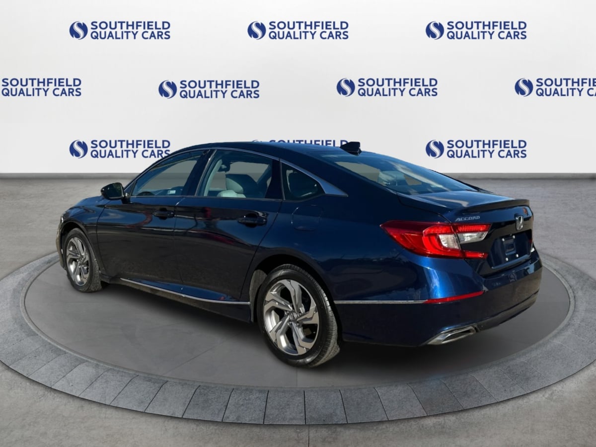 2019 Honda Accord EX-L 2.0T photo 4