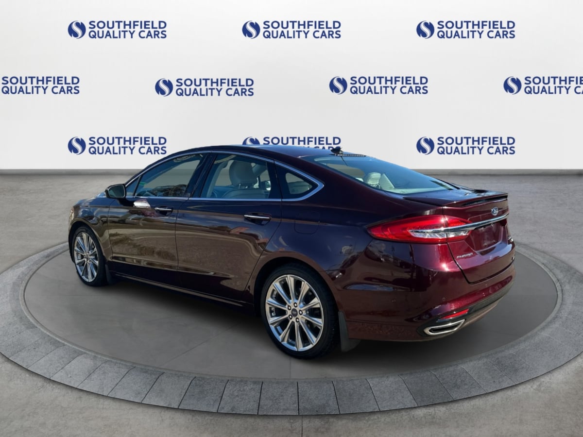 2017 Ford Fusion Platinum photo 4