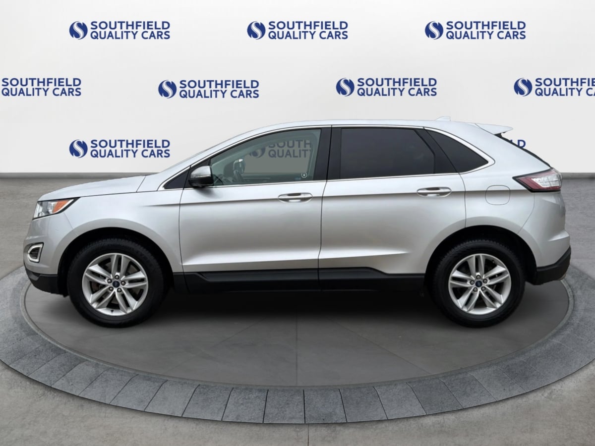2018 Ford Edge SEL photo 3