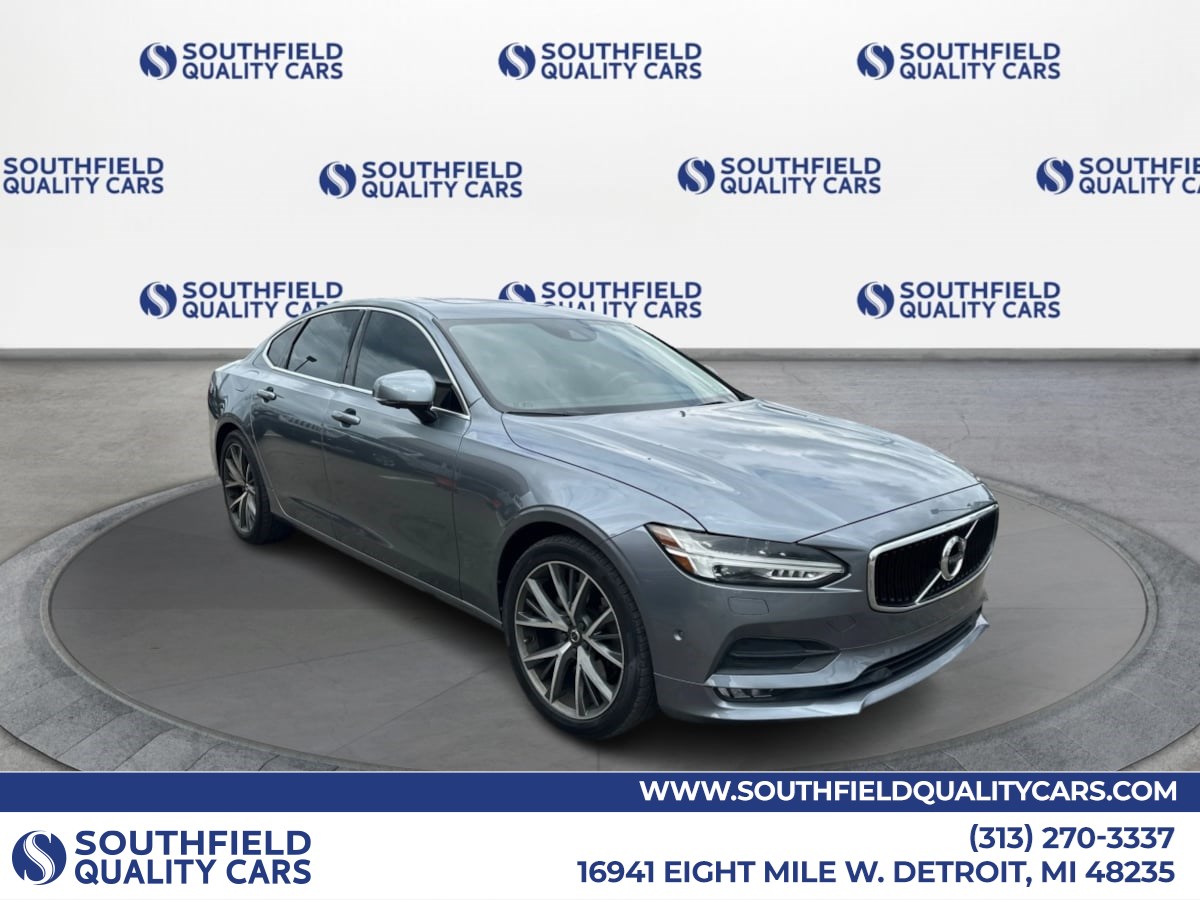2017 Volvo S90 T6 Momentum AWD's photo