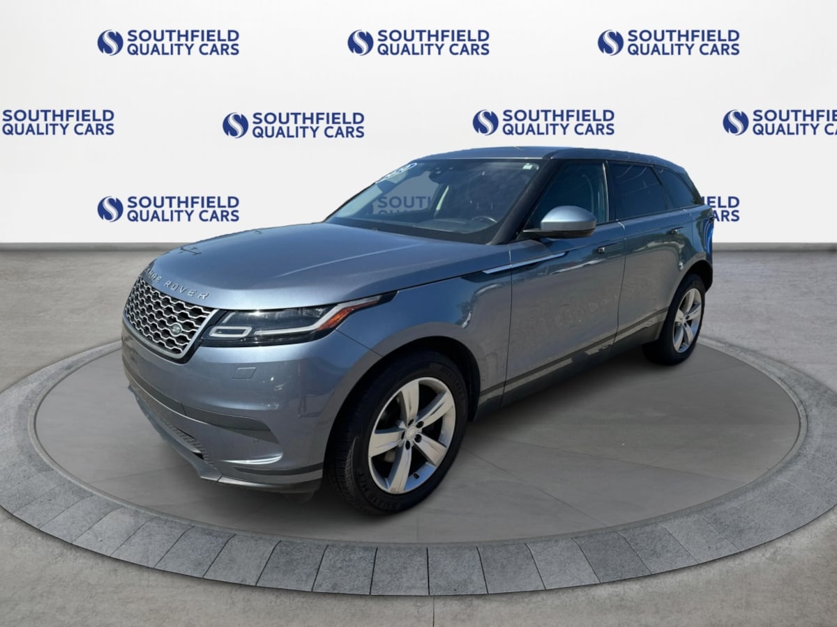 Photo 2 of this Land Rover Range Rover Velar