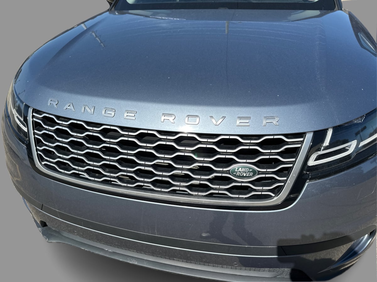 Photo 34 of this Land Rover Range Rover Velar