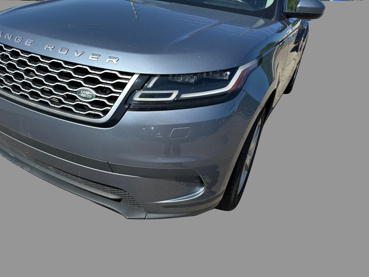 Photo 37 of this Land Rover Range Rover Velar