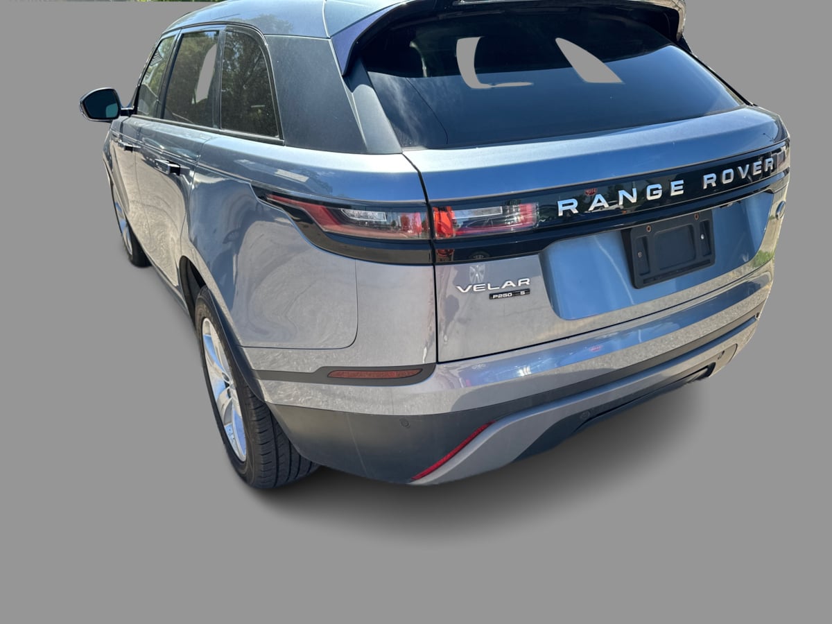 Photo 39 of this Land Rover Range Rover Velar
