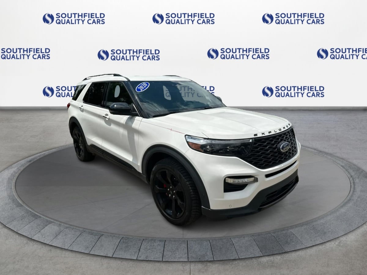 Ford Explorer photo 2