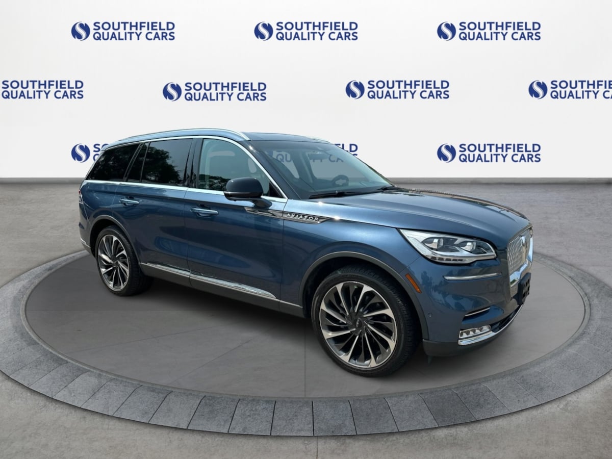 Lincoln Aviator photo 2