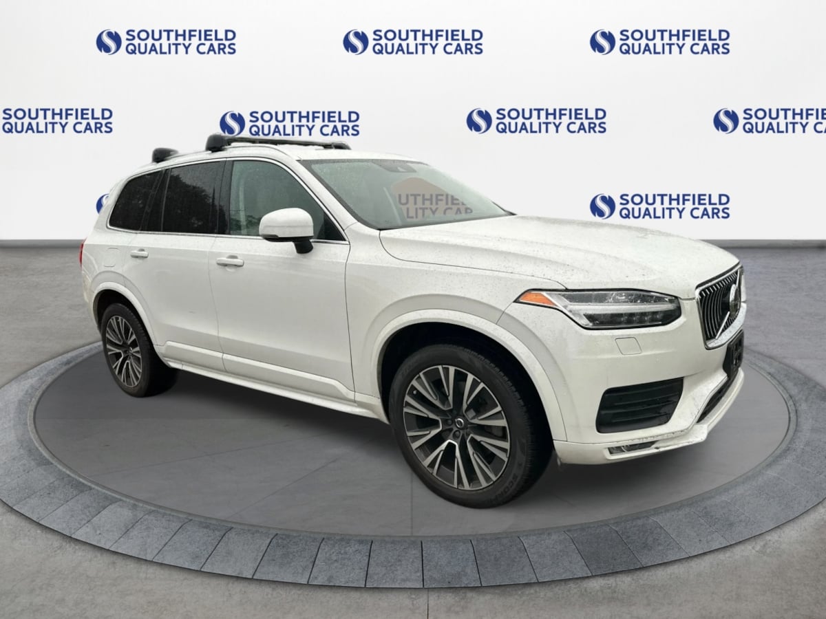 Volvo XC90 photo 2