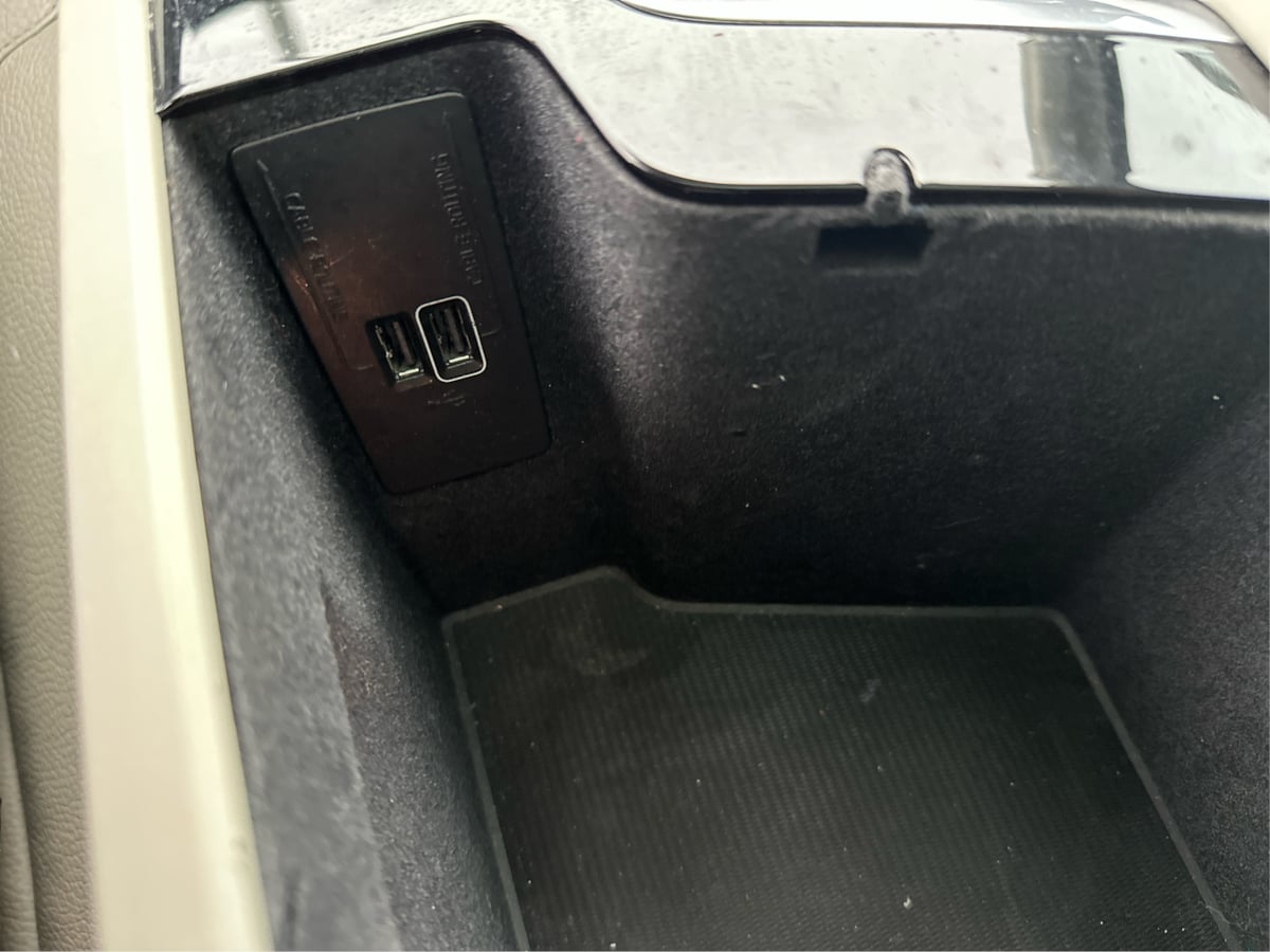 Volvo XC90 photo 21