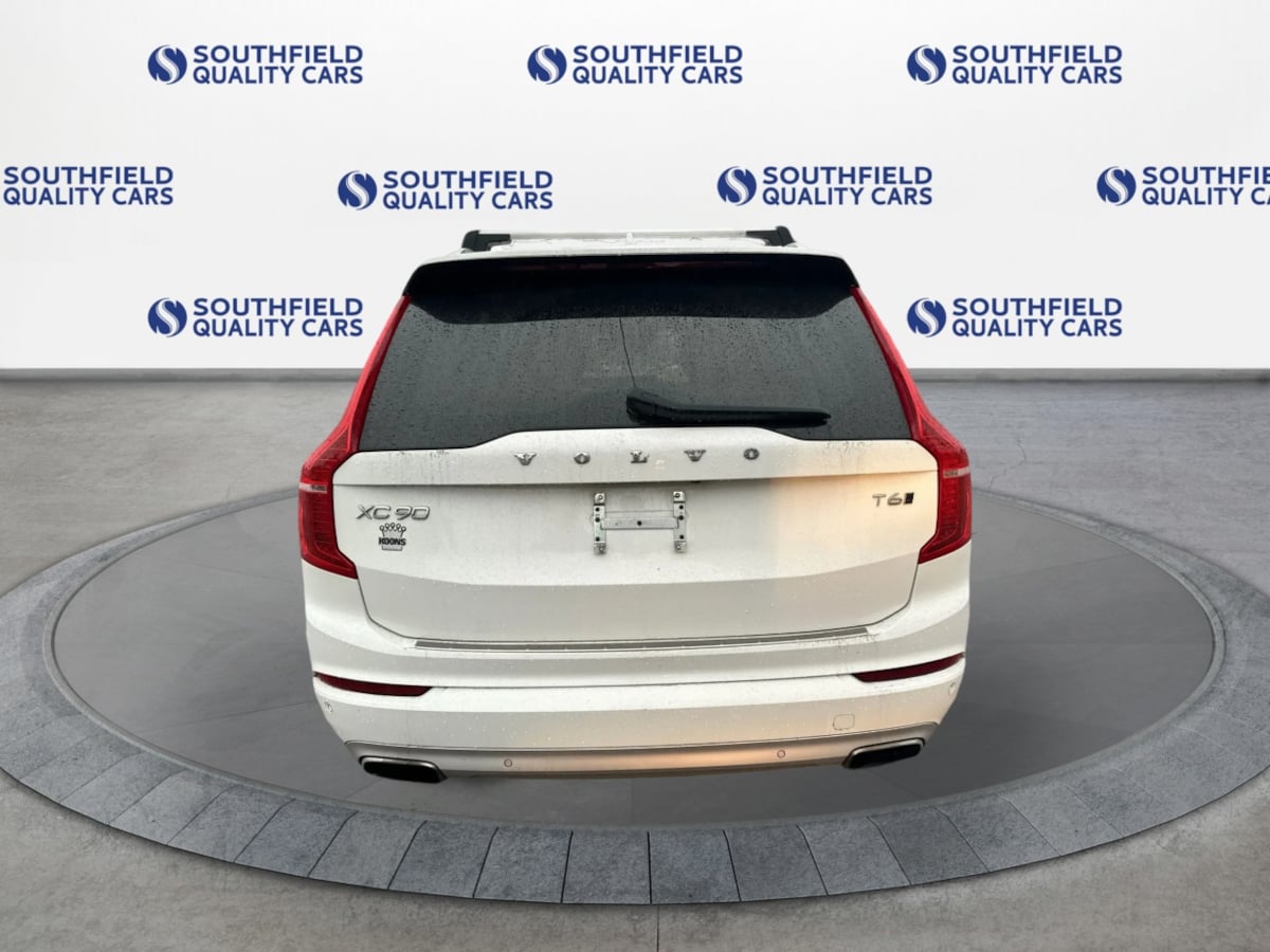 Volvo XC90 photo 6