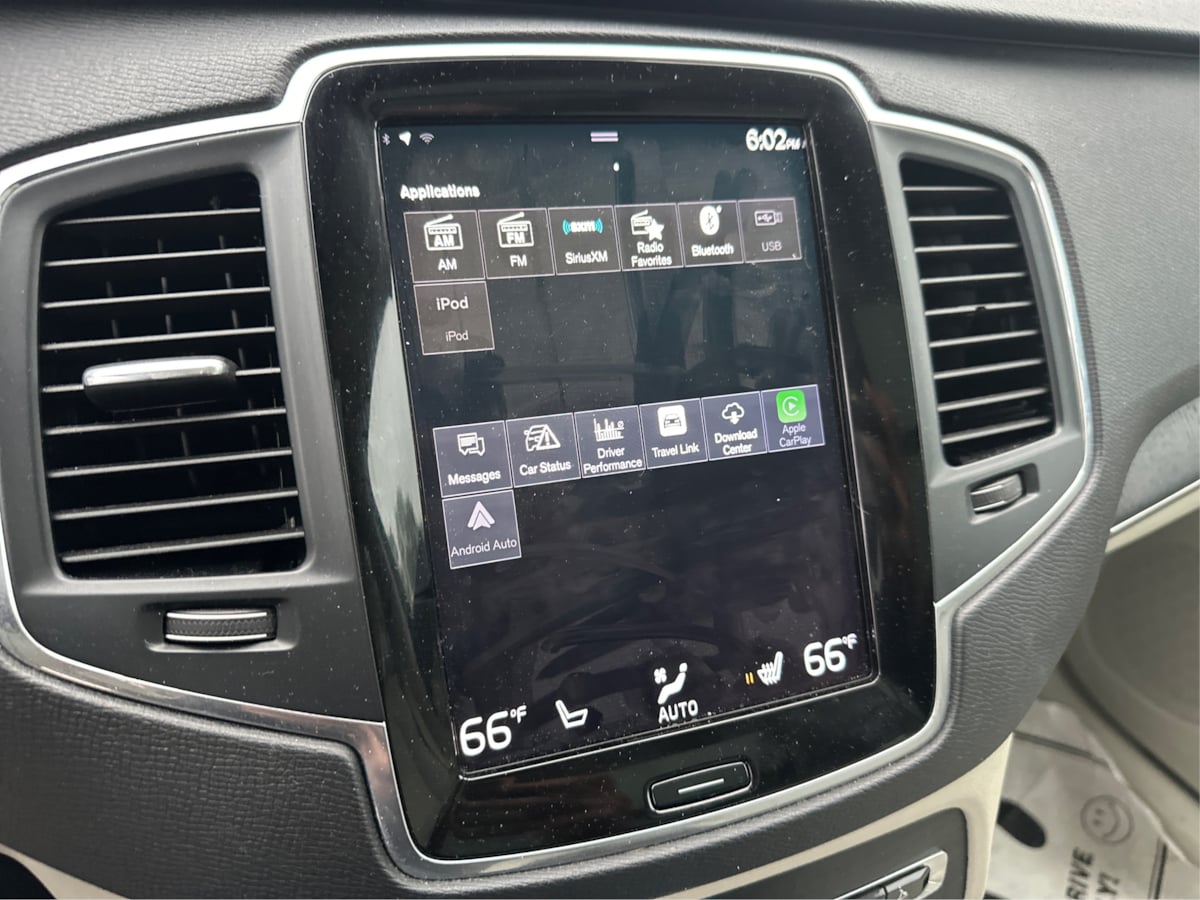 Volvo XC90 photo 18