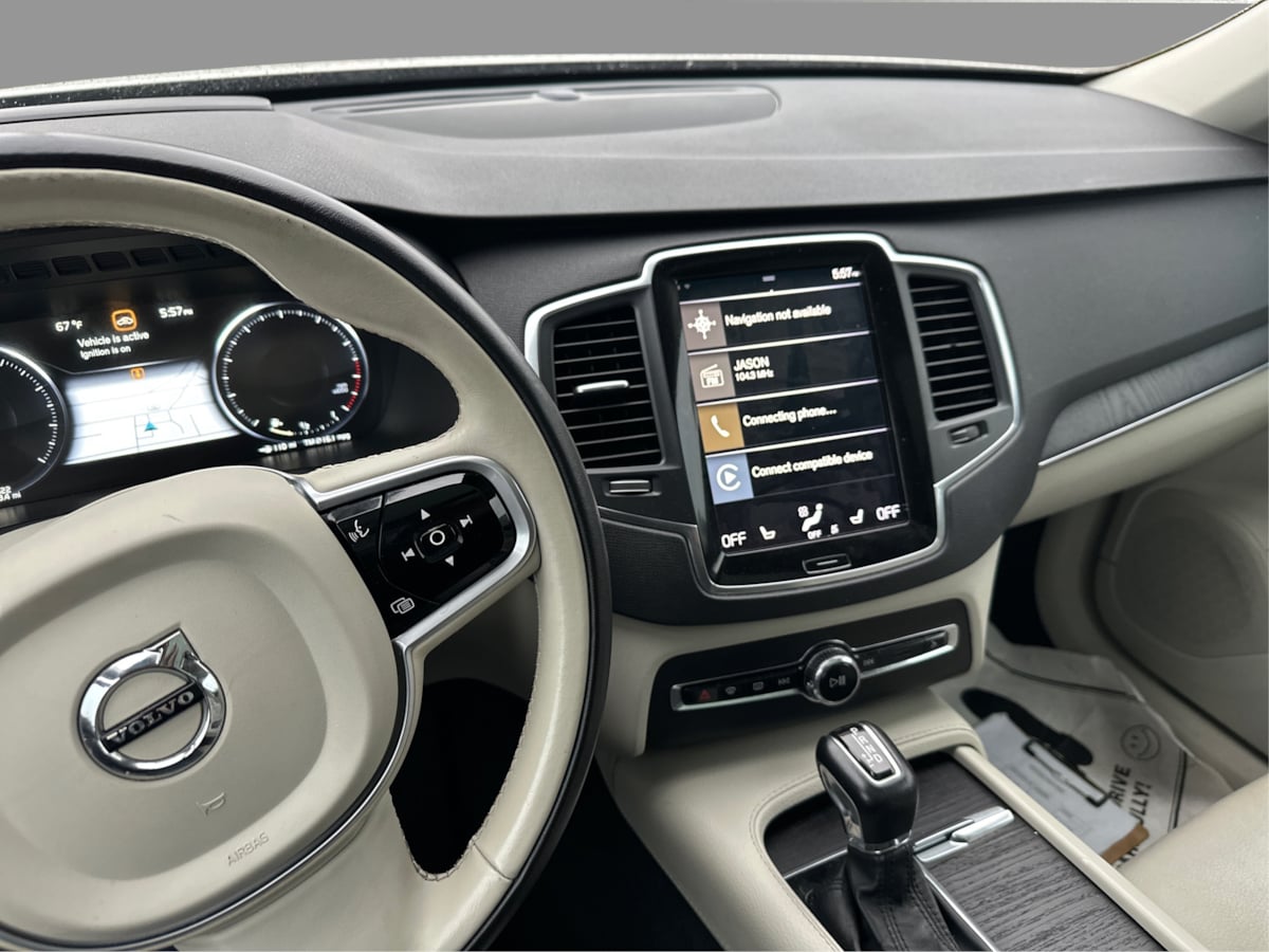 Volvo XC90 photo 46