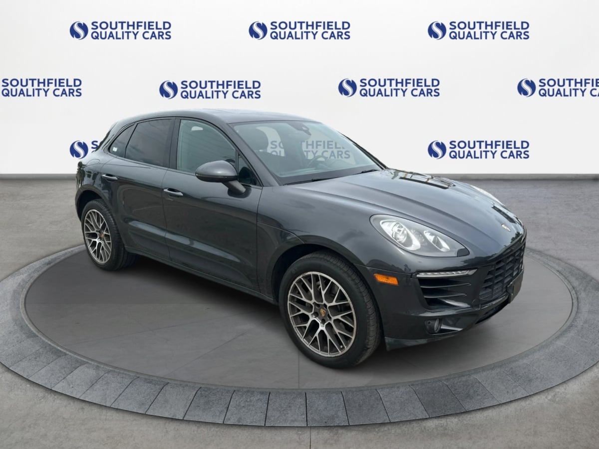 Porsche Macan photo 2