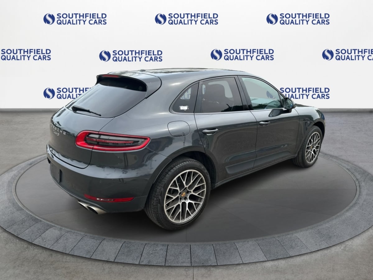 Porsche Macan photo 8