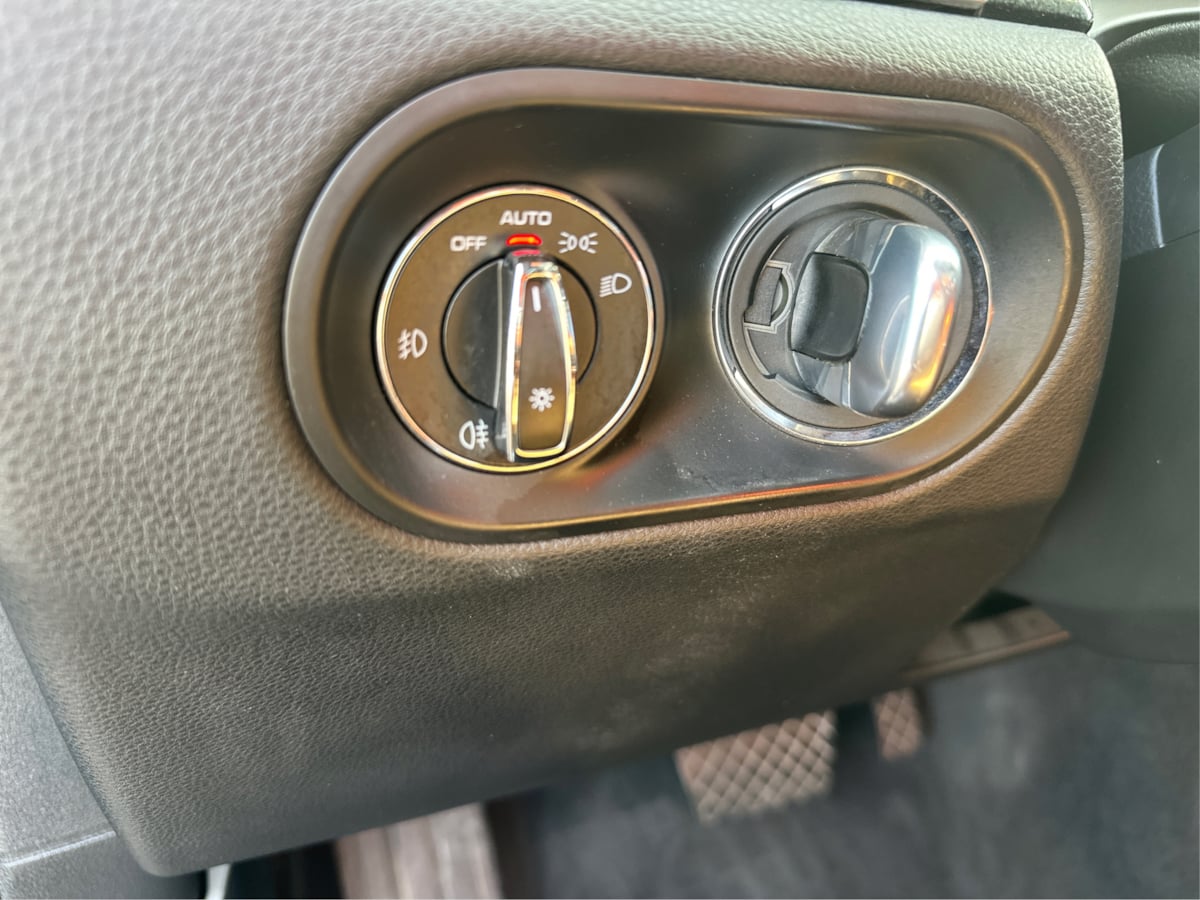 Porsche Macan photo 21
