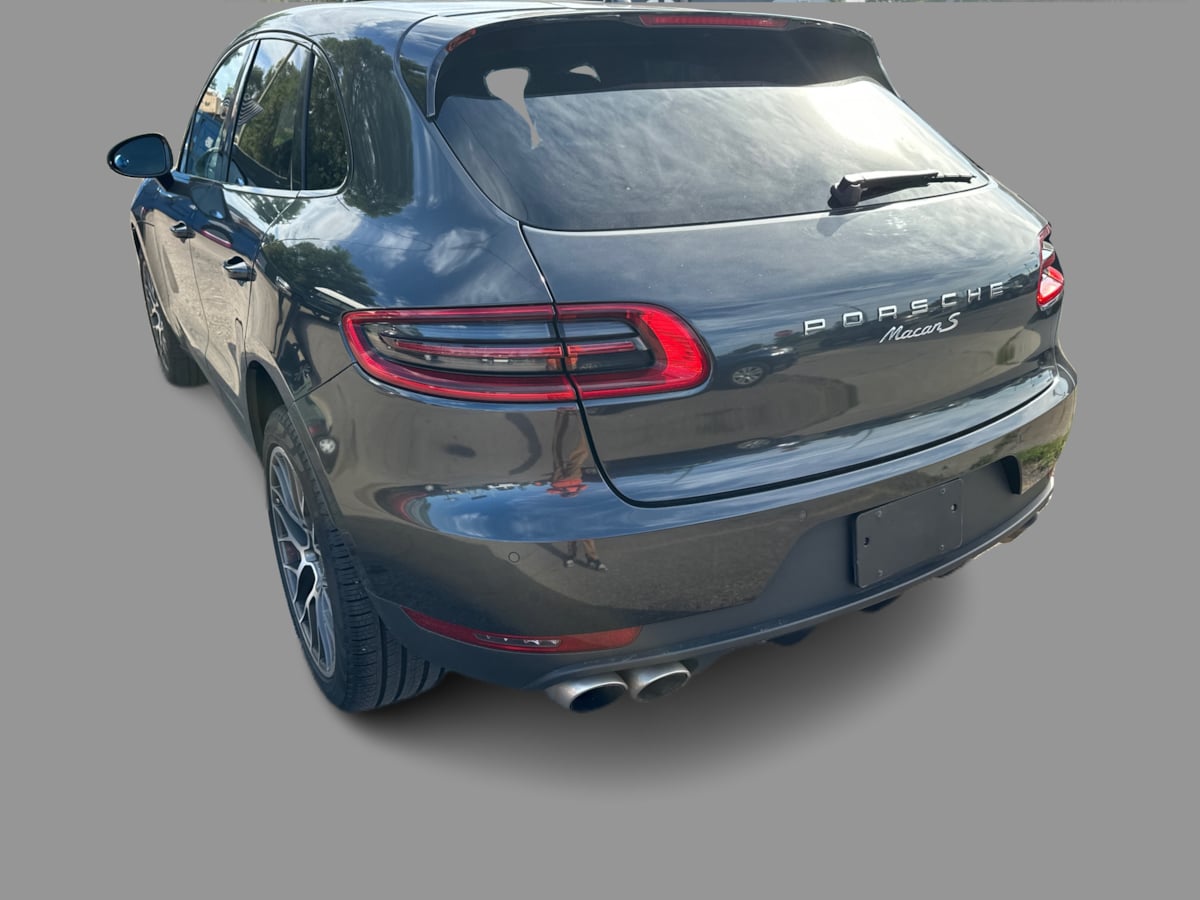 Porsche Macan photo 32