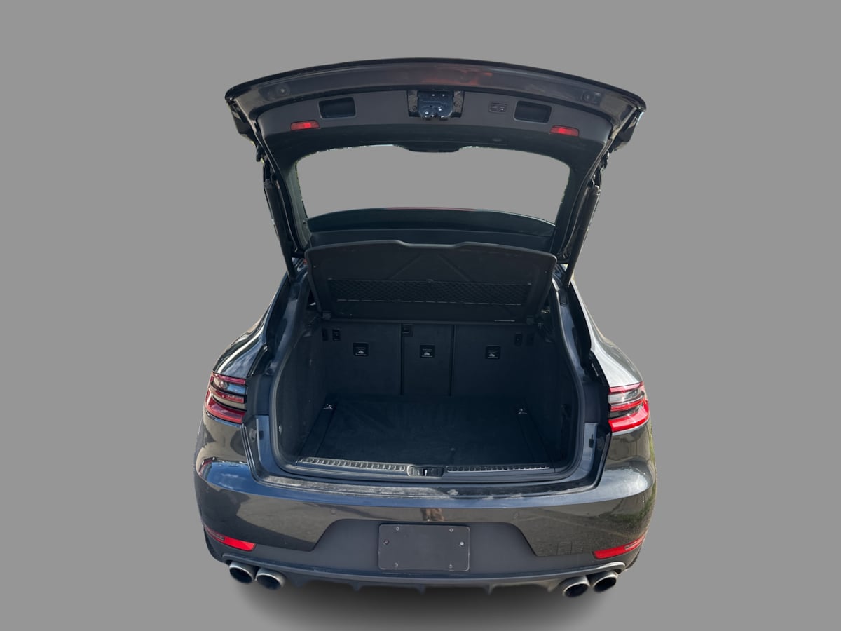 Porsche Macan photo 39