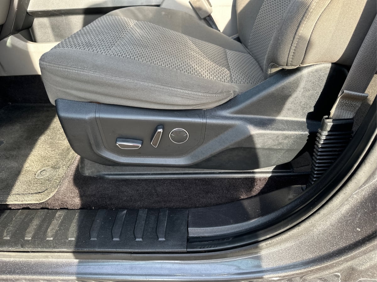 Ford F-150 photo 22
