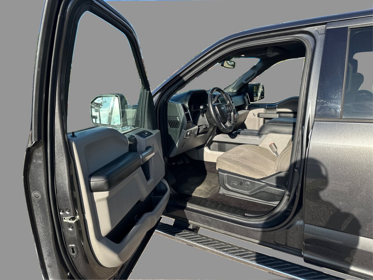 Ford F-150 photo 24