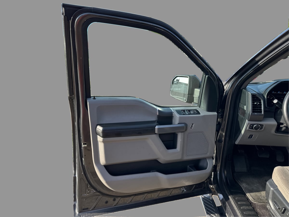 Ford F-150 photo 39