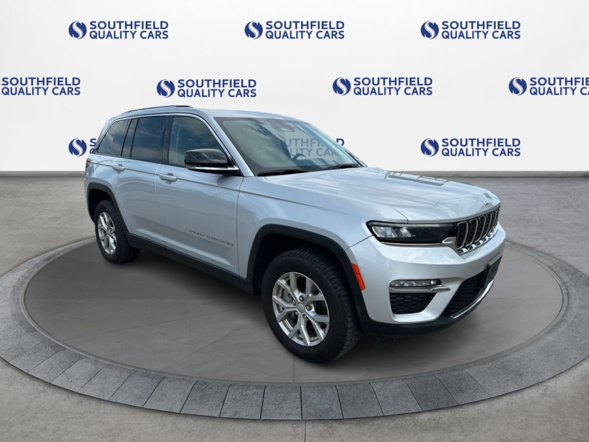 Jeep Grand Cherokee photo 2