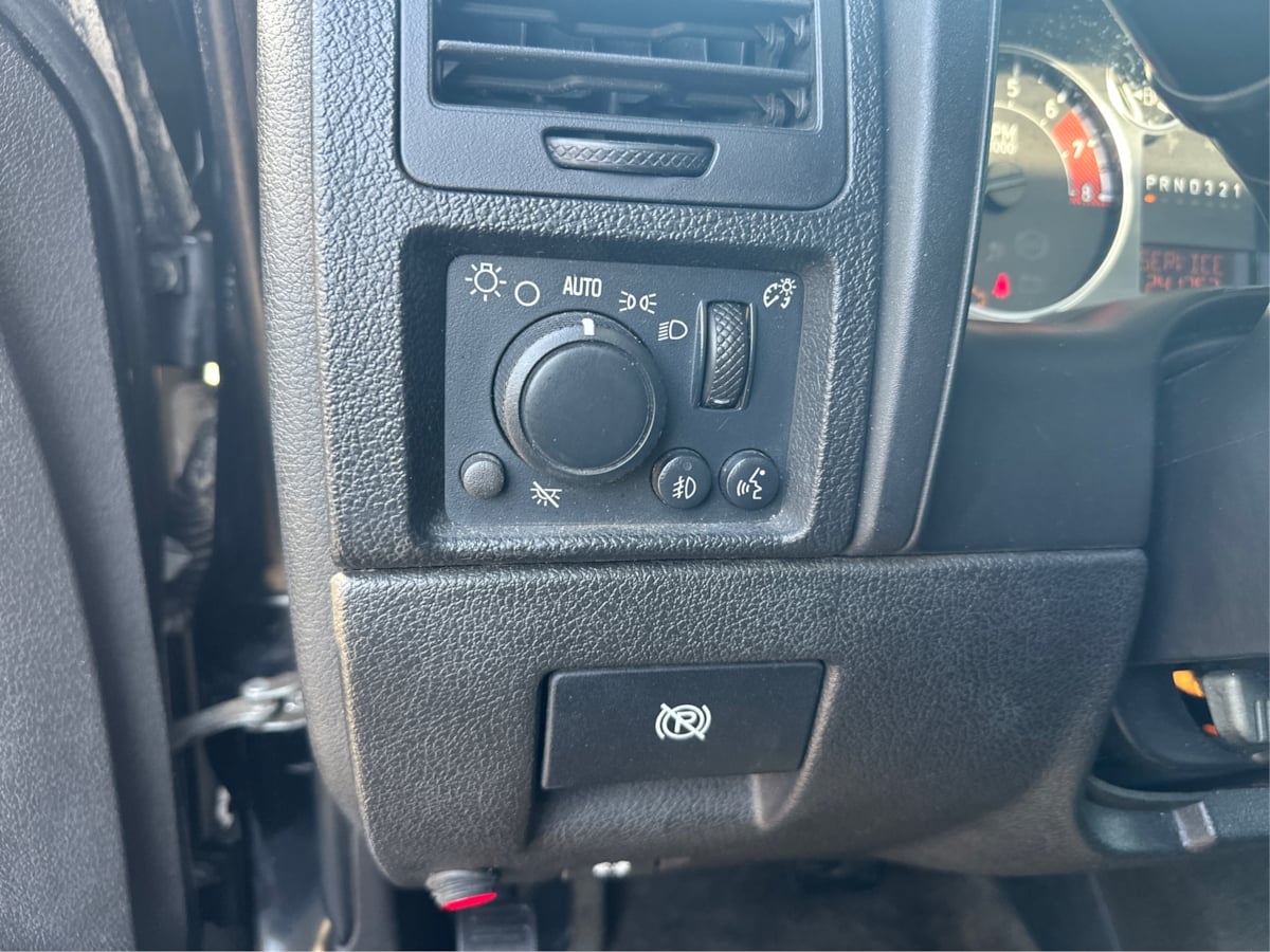 Photo 16 of this HUMMER H3