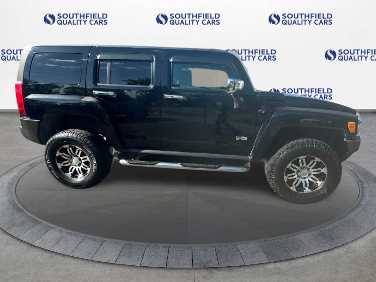 Photo 8 of this HUMMER H3