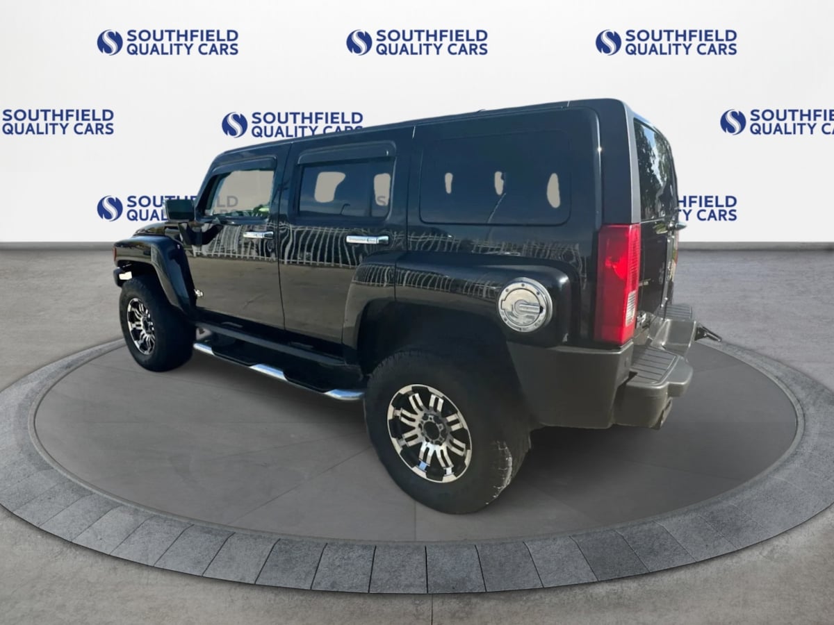 Photo 4 of this HUMMER H3