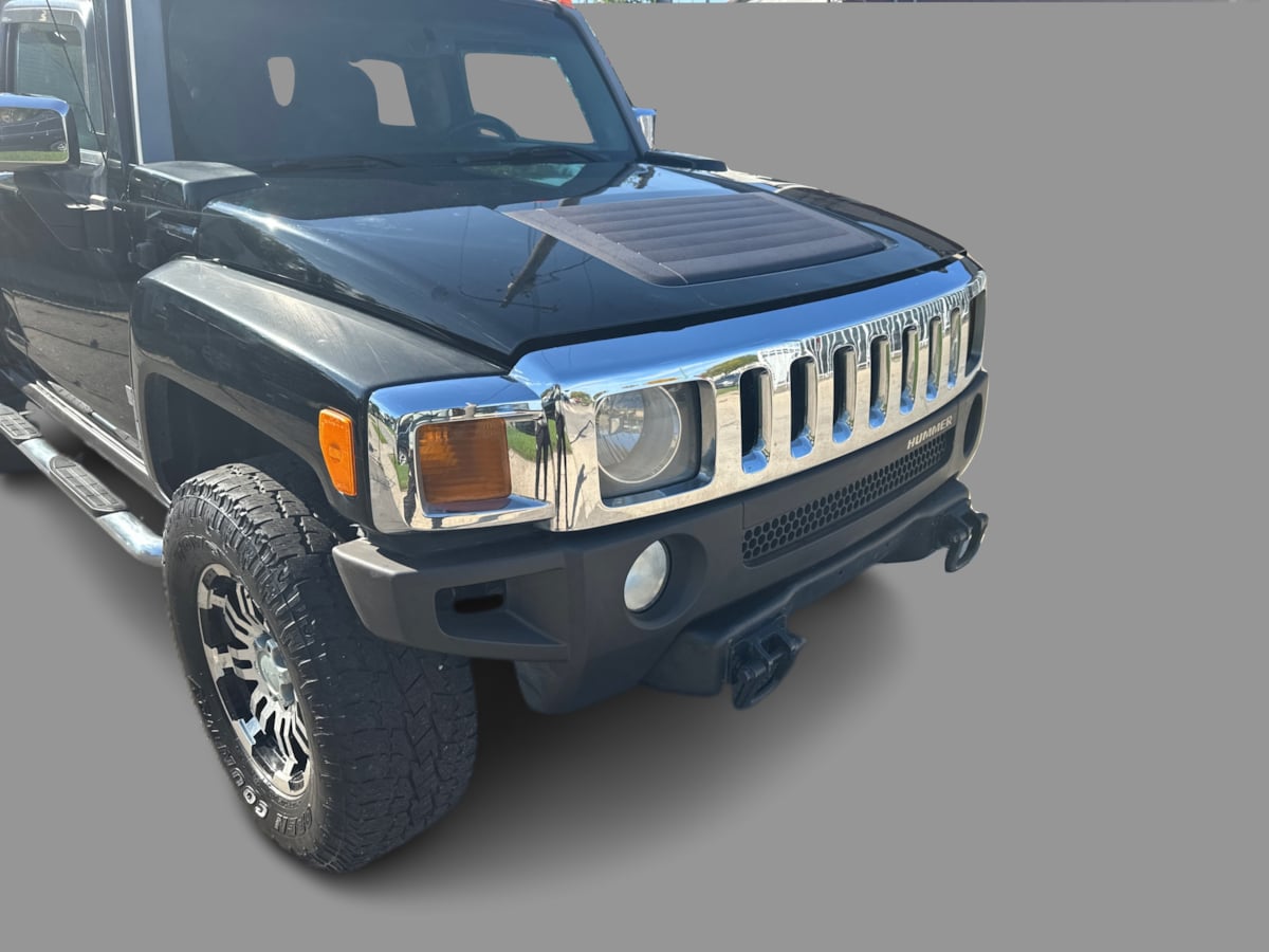 Photo 23 of this HUMMER H3