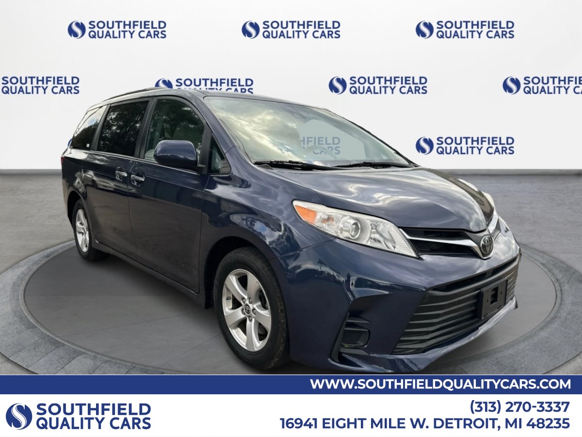 2020 Toyota Sienna LE