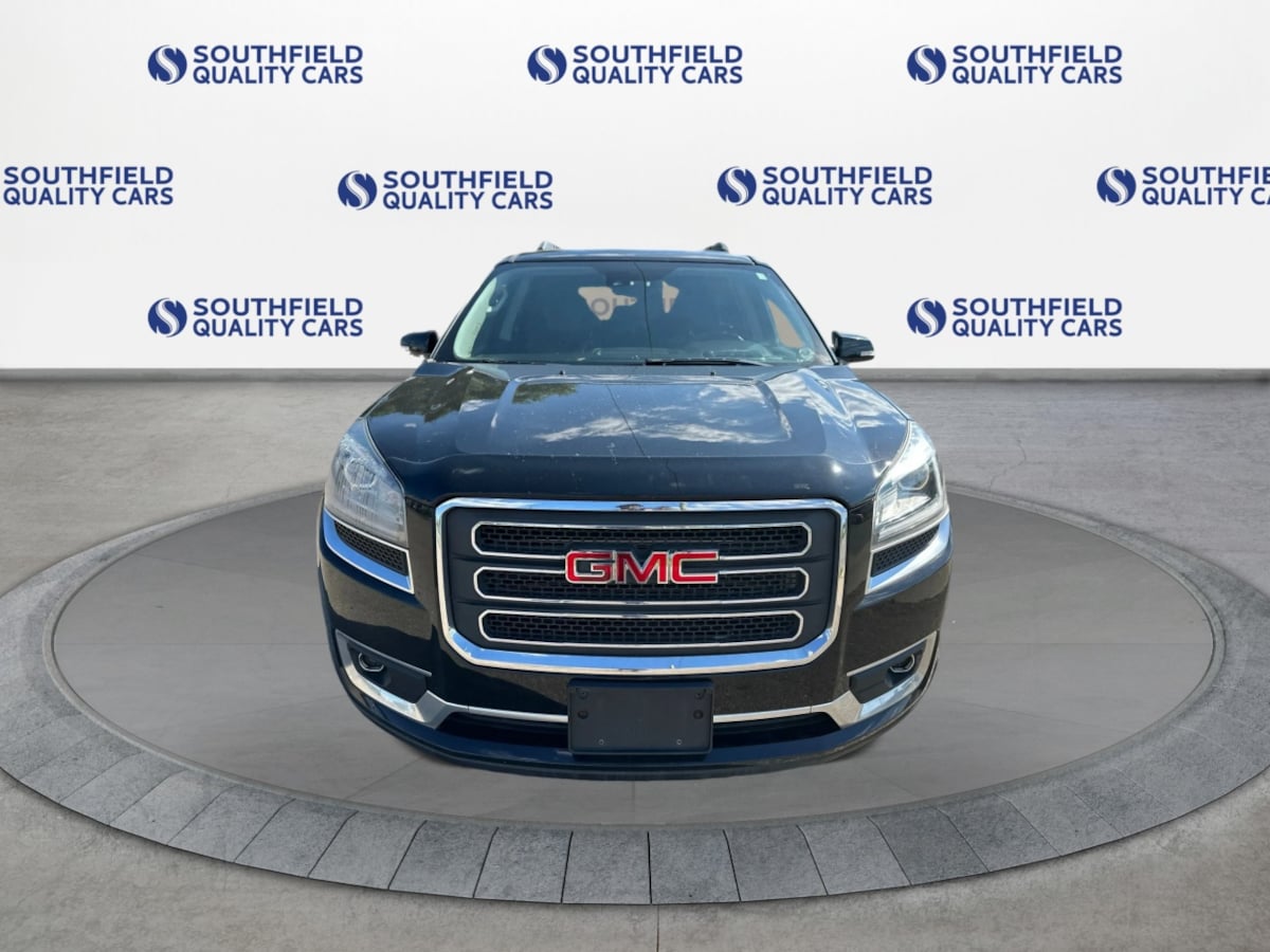 GMC Acadia photo 10