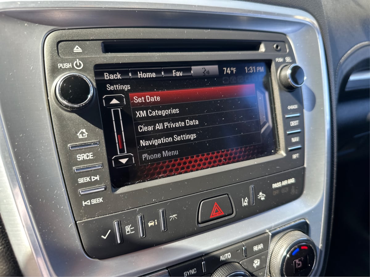 GMC Acadia photo 16