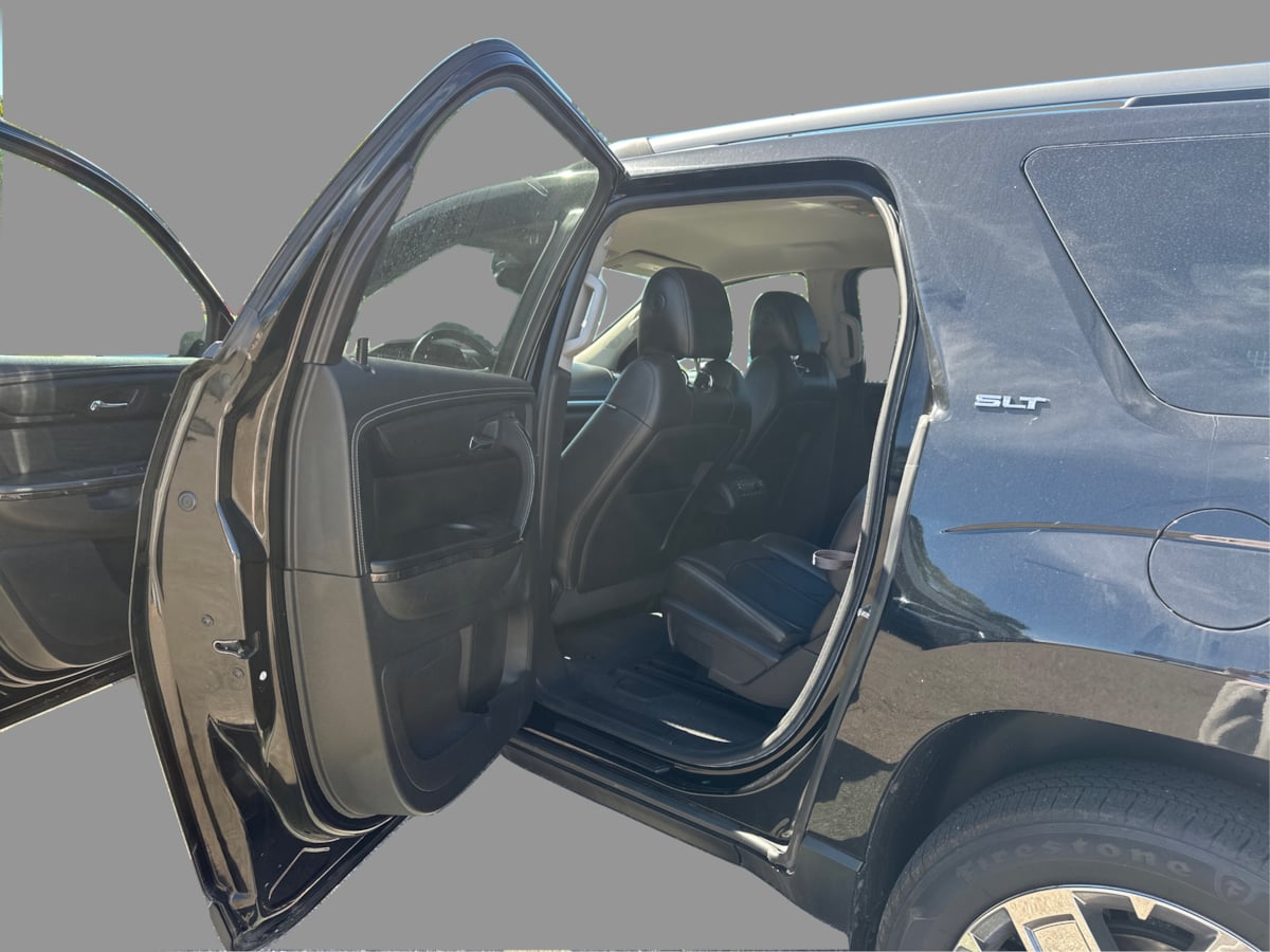 GMC Acadia photo 32