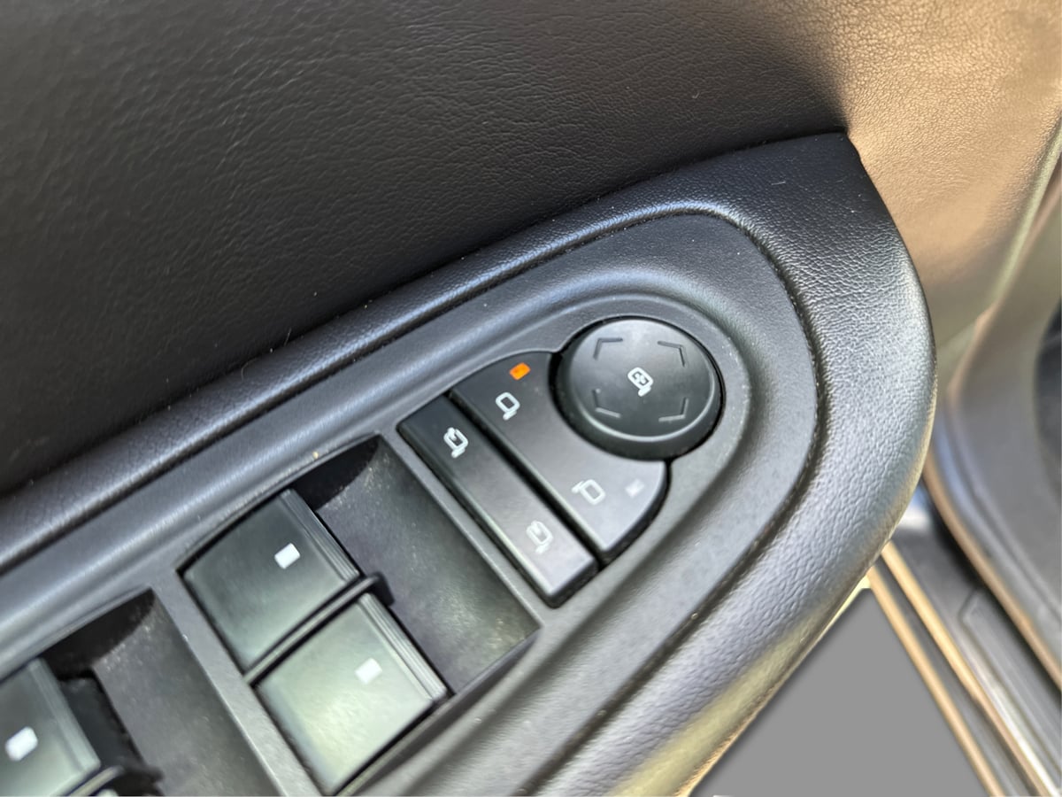 GMC Acadia photo 38