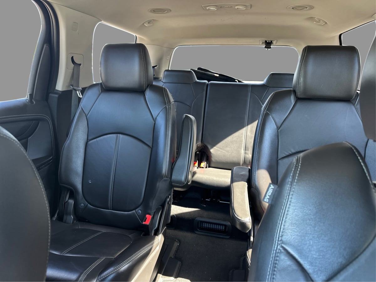 GMC Acadia photo 46