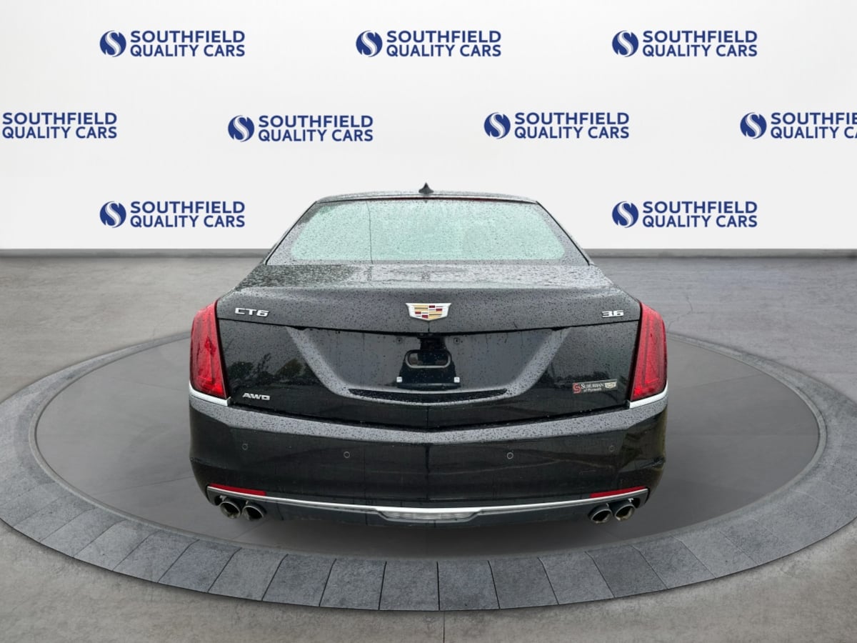 Cadillac CT6 photo 6