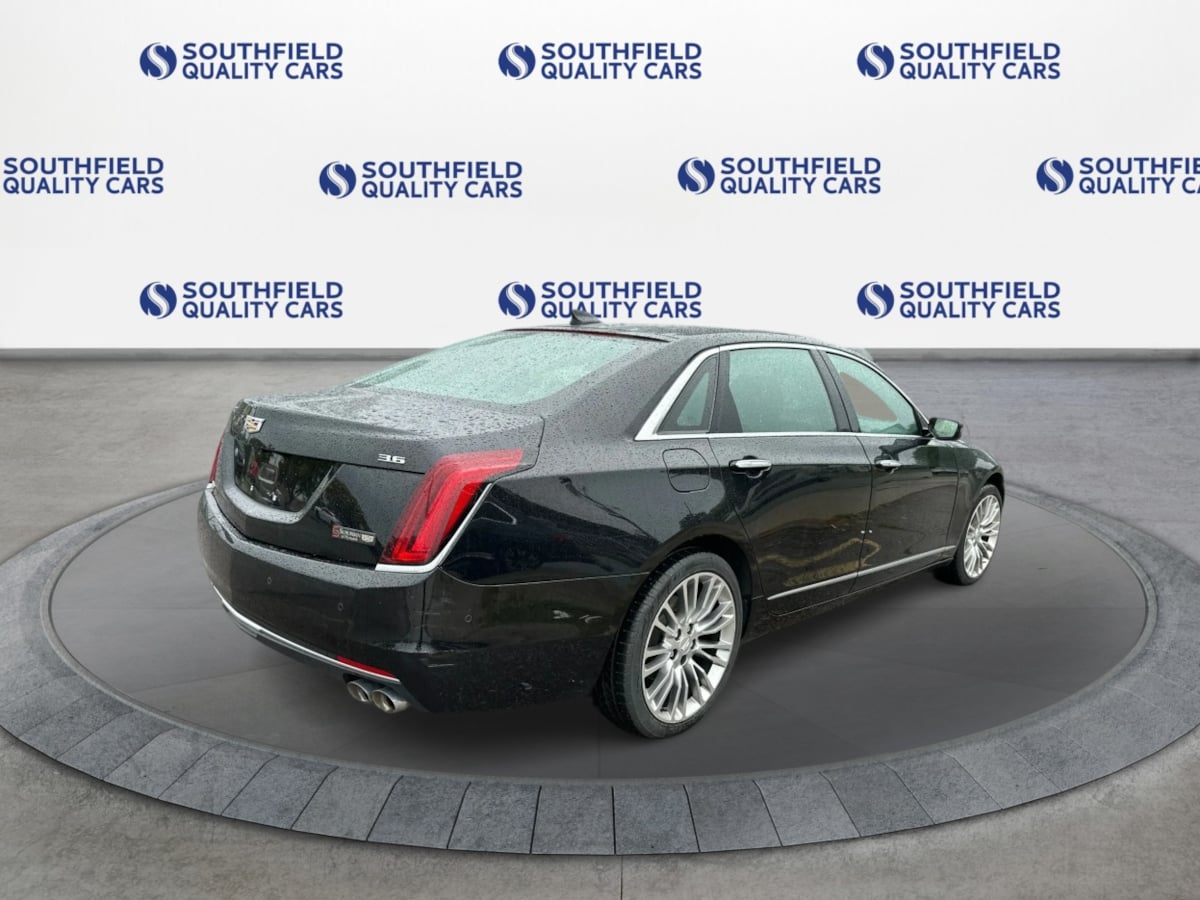 Cadillac CT6 photo 8