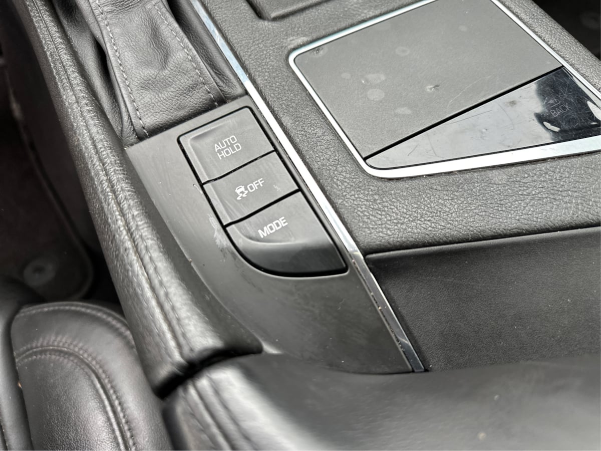 Cadillac CT6 photo 22