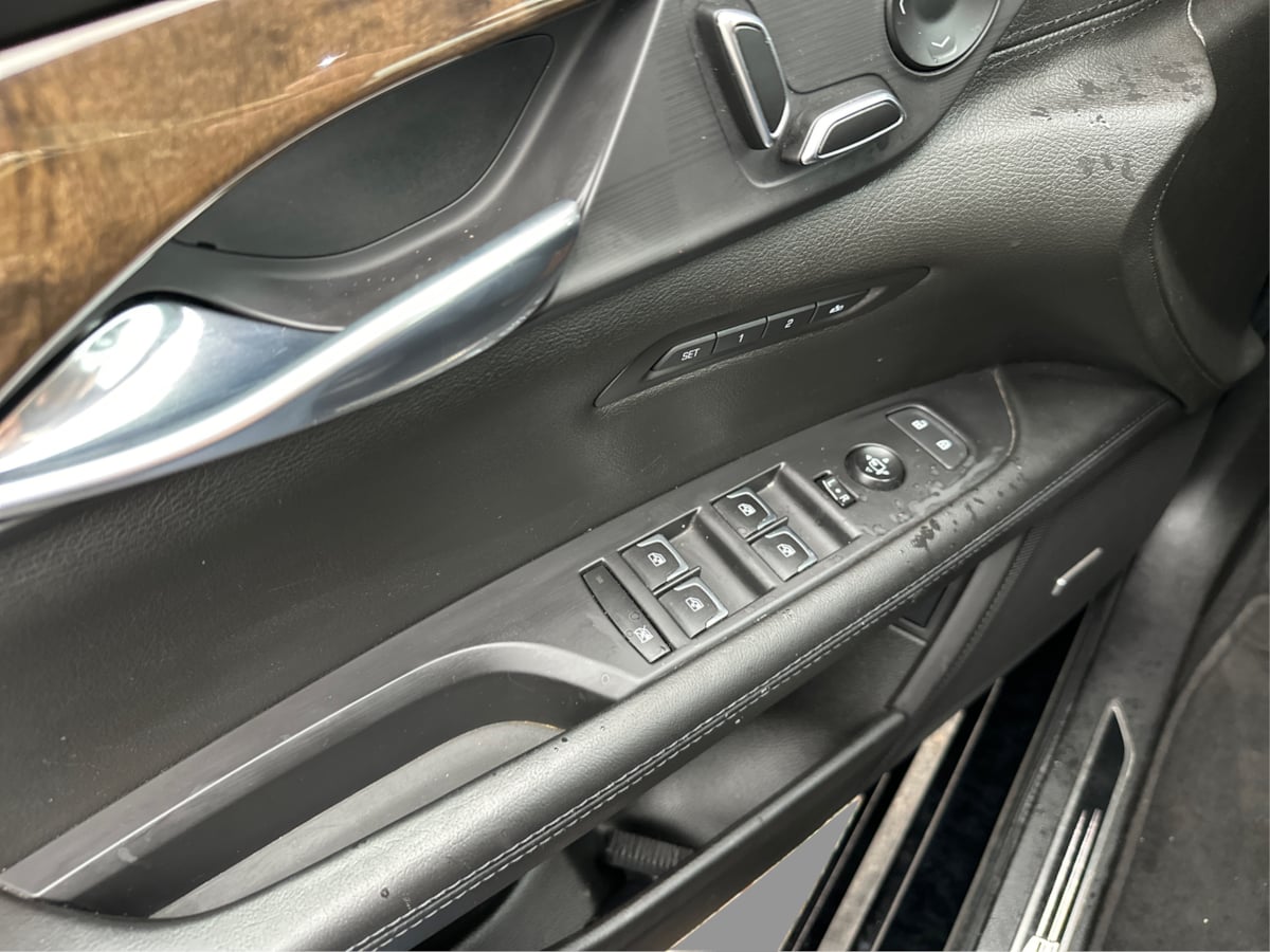 Cadillac CT6 photo 17
