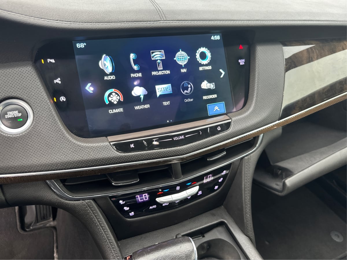 Cadillac CT6 photo 26