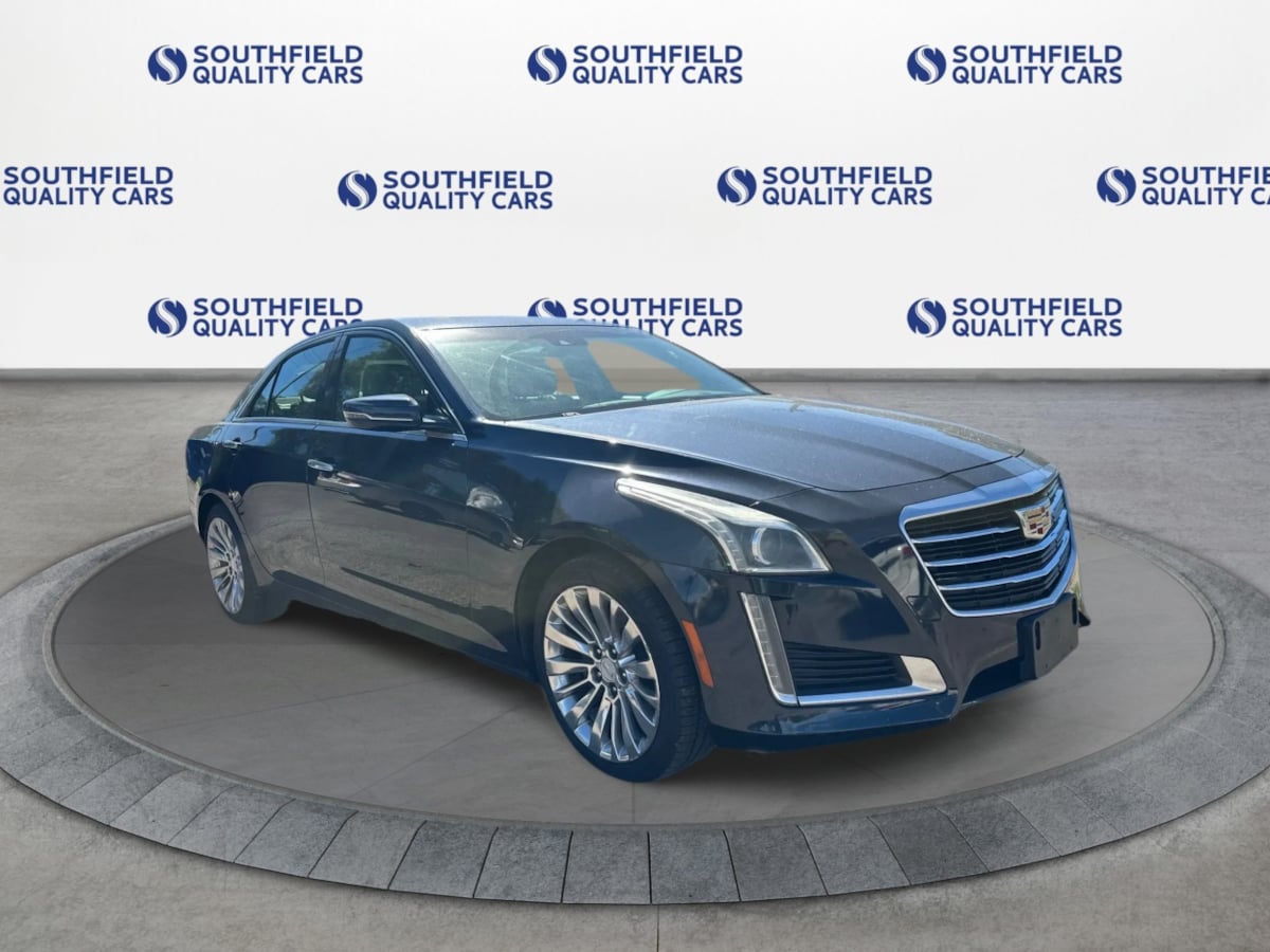 Cadillac CTS photo 2