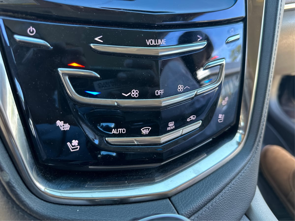 Cadillac CTS photo 15