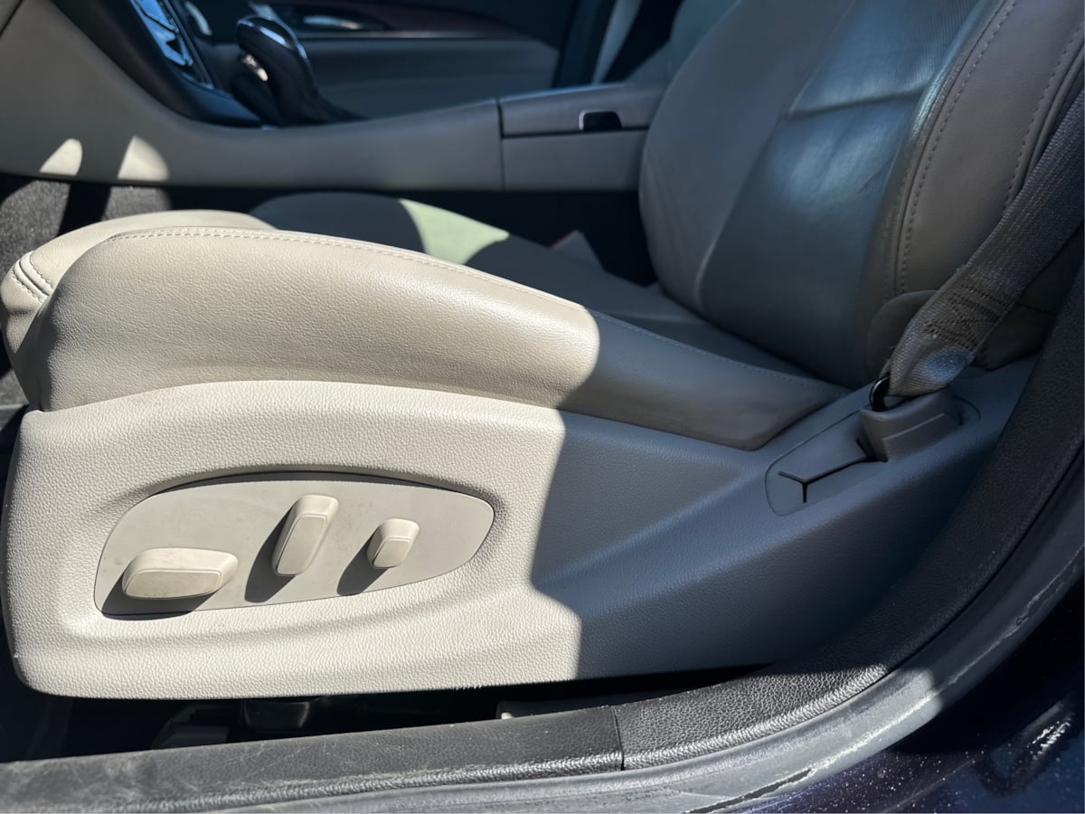 Cadillac CTS photo 22