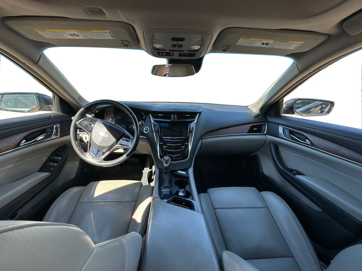 Cadillac CTS photo 38