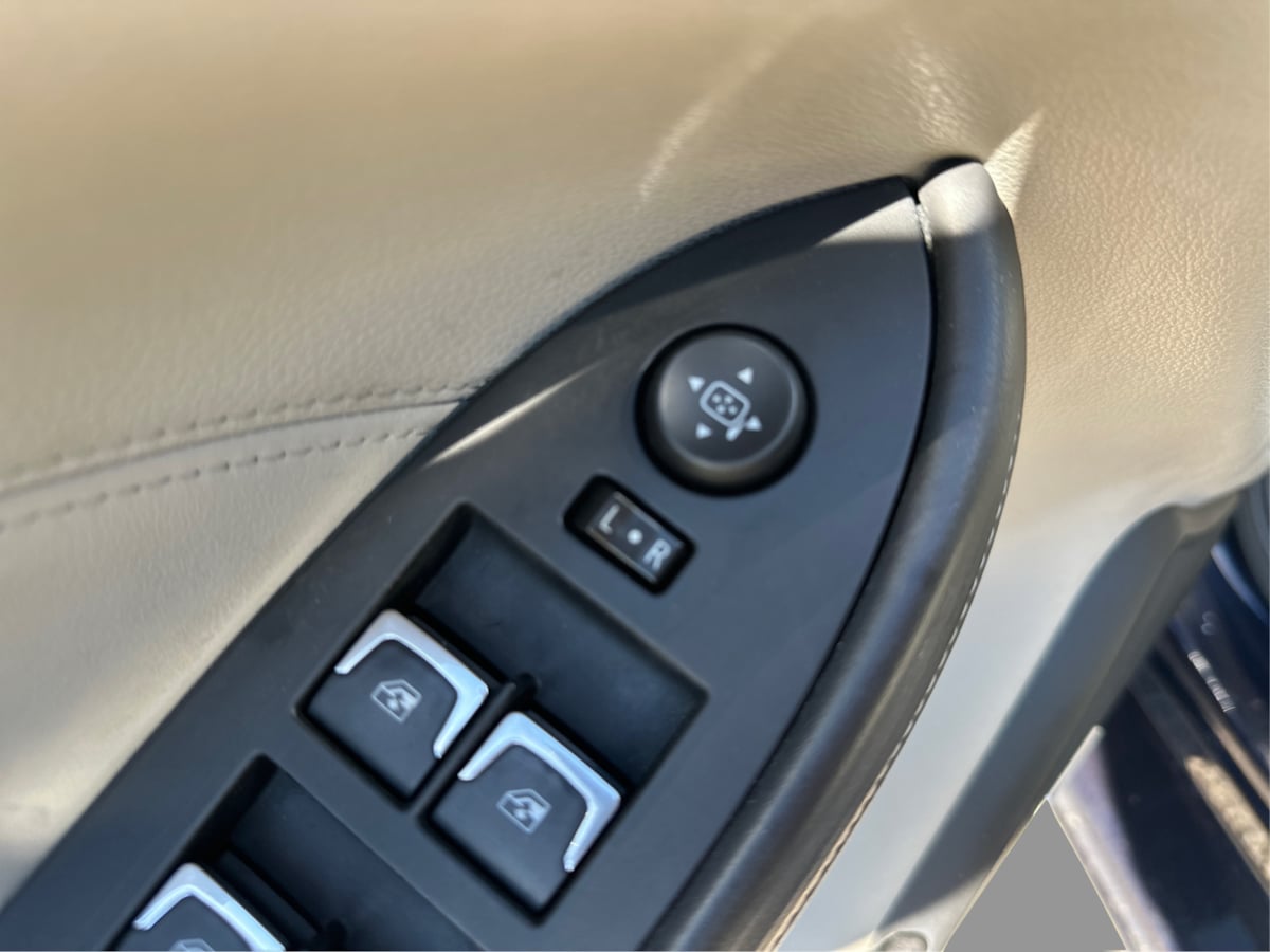 Cadillac CTS photo 32