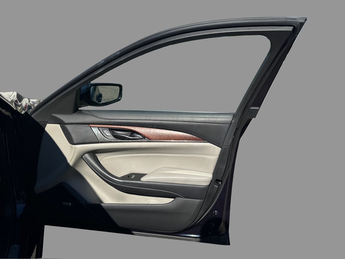 Cadillac CTS photo 43