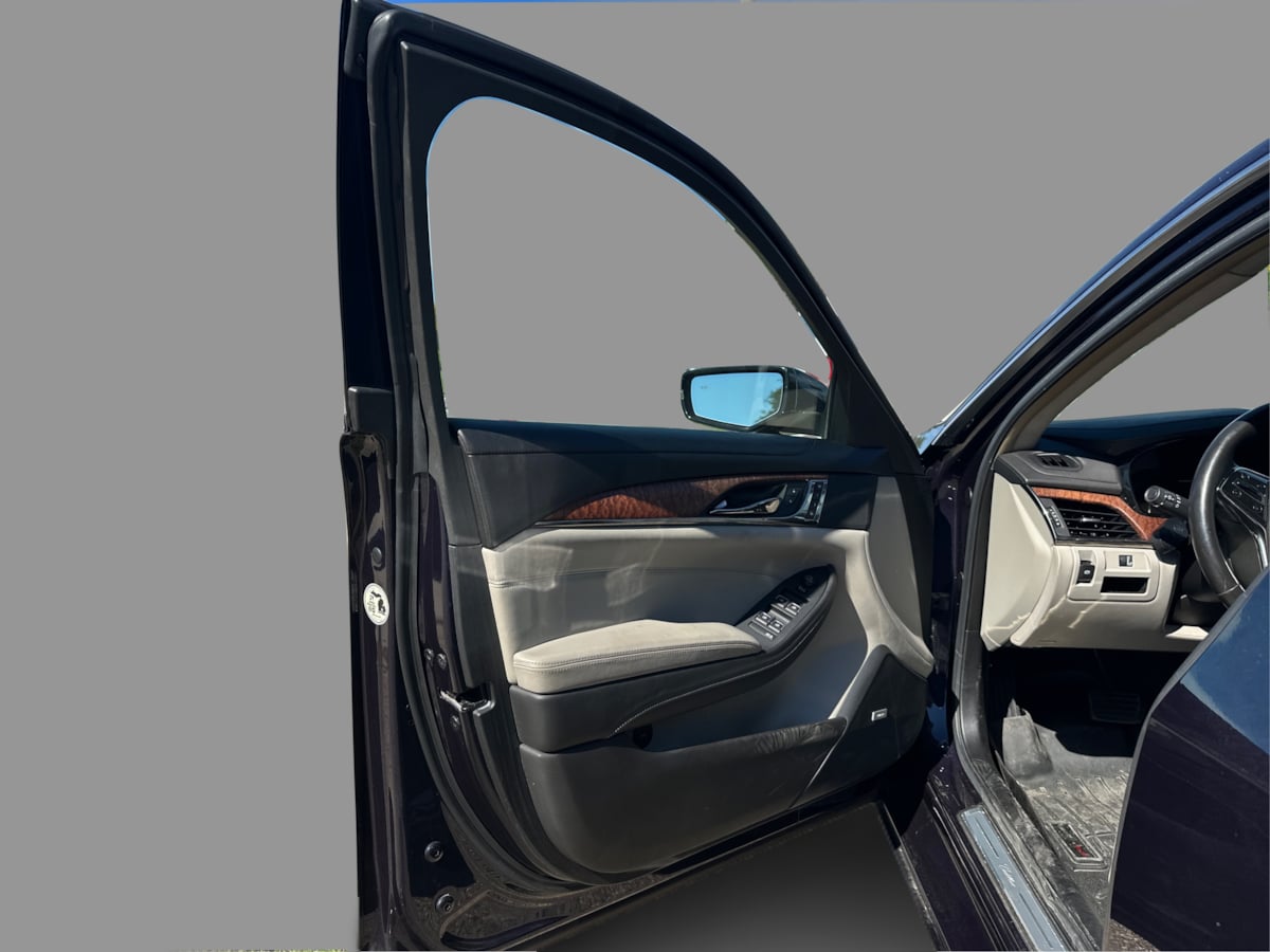 Cadillac CTS photo 39