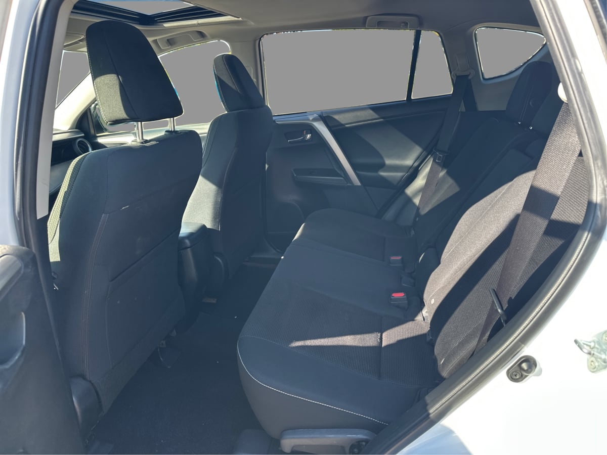 Toyota RAV4 photo 35