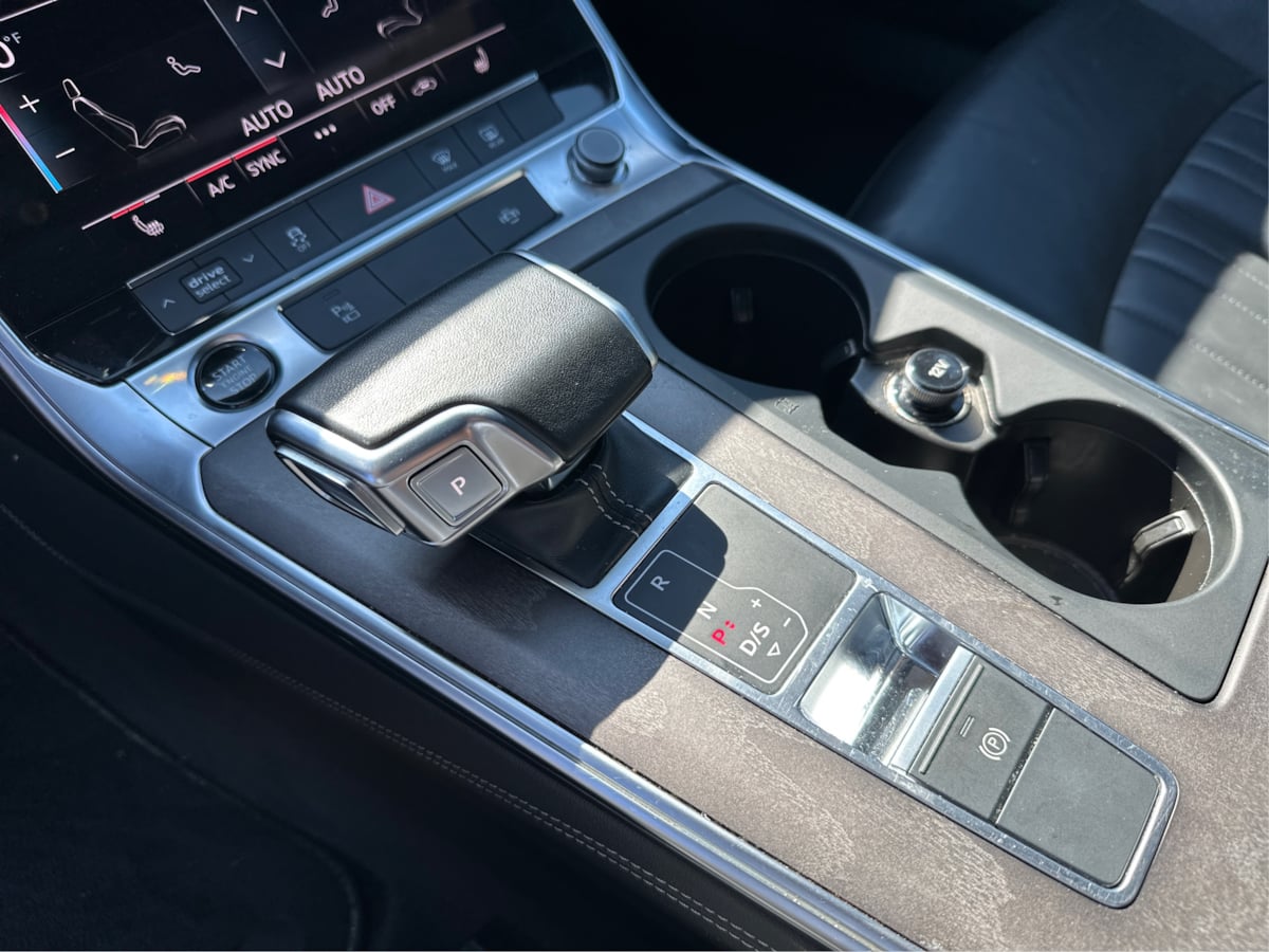 Audi A6 photo 21