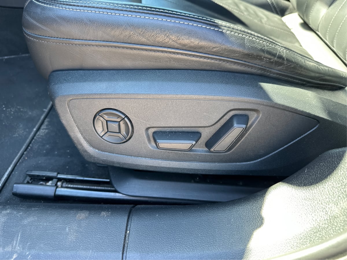 Audi A6 photo 25